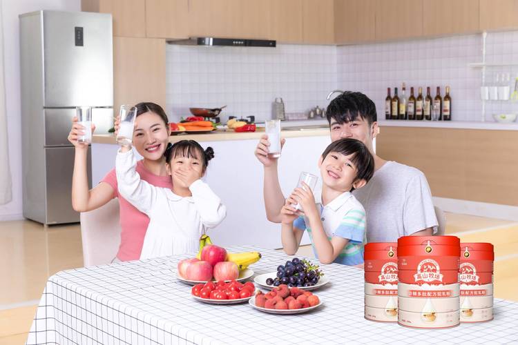 第三家工厂伊犁丰草牧场乳业开工仪式圆满成功